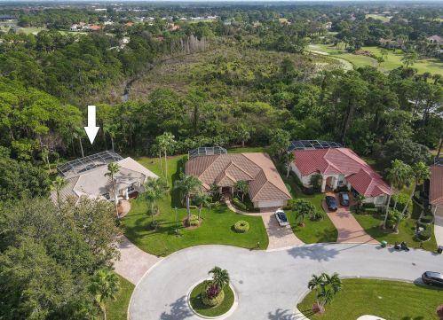 1698 Mockingbird Dr, Fort Pierce FL  34986-2029 exterior