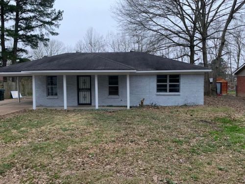 1735 Provine Rd, Grenada, MS 38901-4815