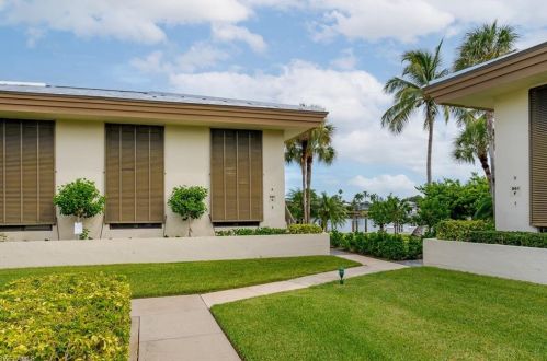 555 Seaview Ct, Marco Island, FL 34145-2609