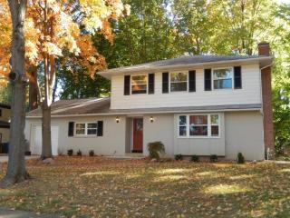 5478 Rockwood Rd, Columbus, OH 43229-4324