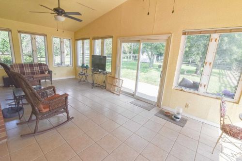 8883 Valley Circle Dr, Florence KY  41042-9523 exterior