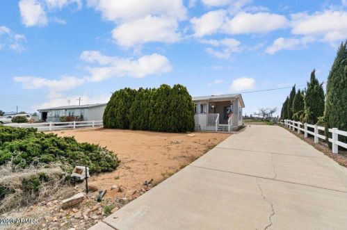 20273 Quail Run Dr, Bensch Ranch, AZ 86333-2354