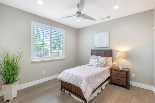 1106 Sprig Way, Gilroy CA  95020-8113 exterior