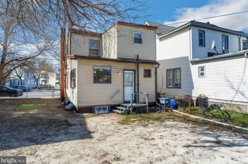 212 Broadway, Gloucester NJ  08030-1103 exterior