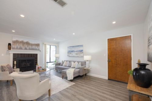 450 Cypress Ave, Princeton By The Sea, CA 94019-1602