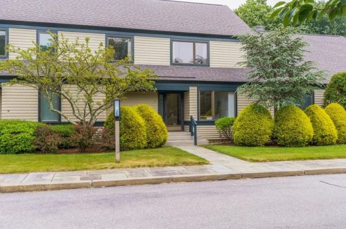 7 Brandywine Ln, South Kingstown, RI 02882-4214