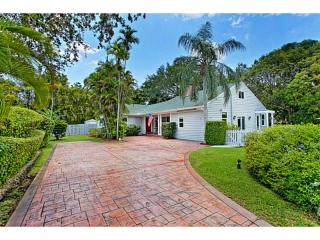 6901 82nd Ct, Miami, FL 33143-2508