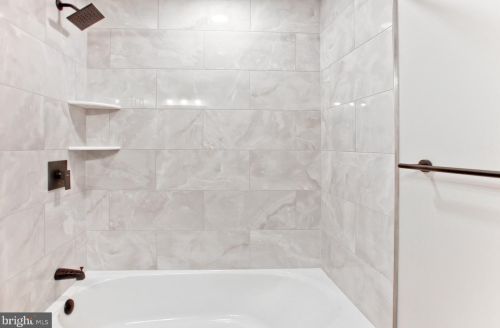 1396 Harris Rd, Dresher PA  19025-1104 exterior