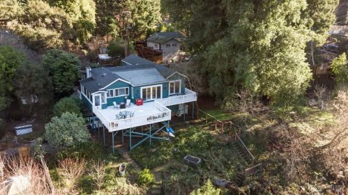 20310 Riv Blvd, Russian River CA  95462-9793 exterior