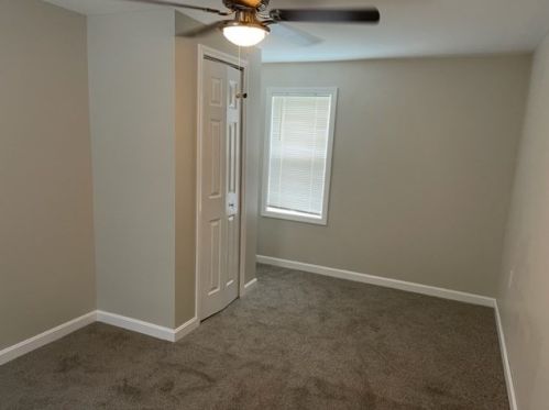 430 Blue Jay Dr, Canonsburg PA  15317-5638 exterior