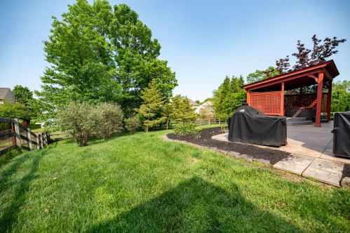 2024 Holderness Dr, Hamilton, KY 41091-8286