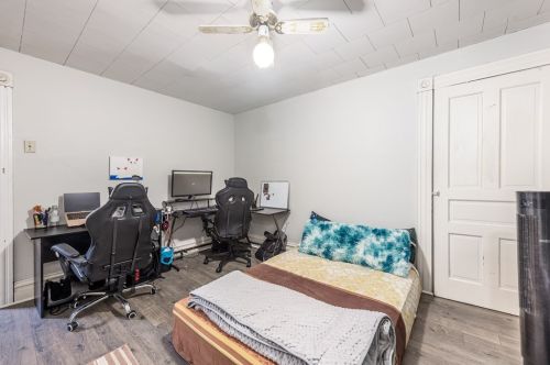 707 17th Ave, Whitaker PA  15120-2031 exterior