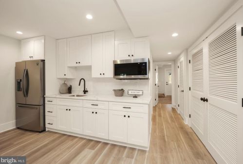 326 Taylor St, Washington DC  20017-1529 exterior