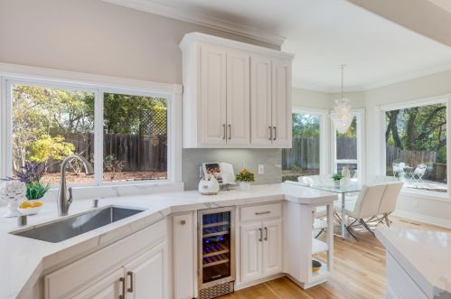 21461 Saratoga Hills Rd, Saratoga CA  95070-5377 exterior