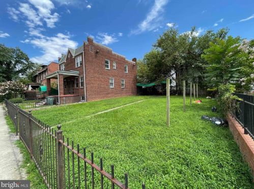 1419 Minnesota Ave, Washington DC 20020-5605 exterior