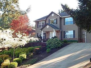 2420 Wilson Dr, Eugene, OR 97405-1420