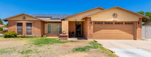5938 Surrey Ave, Glendale, AZ 85304-1103