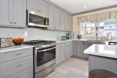 71 Labelle Rd, Mount Vernon, NY 10552-1517