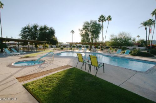 7662 Meadowbrook Ave, Scottsdale AZ 85251-1835 exterior