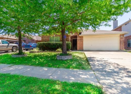 1821 Fairbanks Dr, Princeton, TX 75407-2692