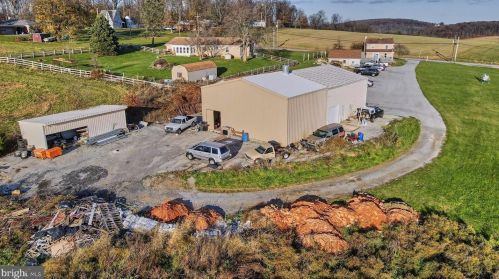 1188 Felton Rd, Red Lion PA  17356-9324 exterior
