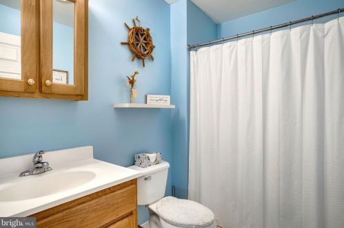 199 Wintergreen Dr, Richmond National Battlefiel VA  22835-7519 exterior