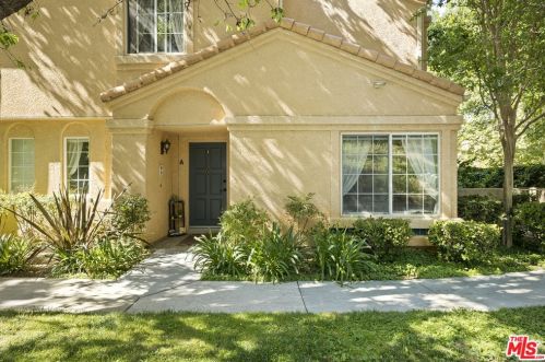 25210 Steinbeck Ave, Santa Clarita, CA 91381-2301