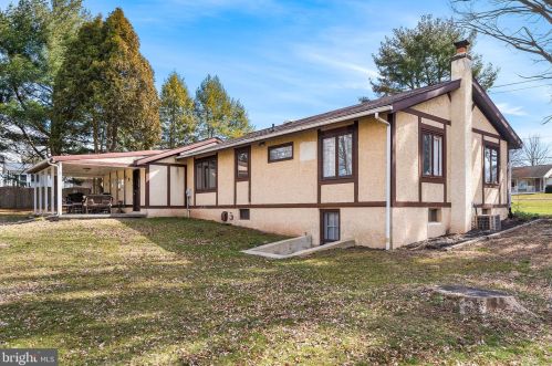 2741 Leidy Rd, Gilbertsville PA  19525-9170 exterior