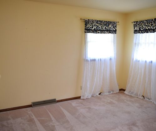 215 Moreland Blvd, Waukesha WI  53188-2464 exterior