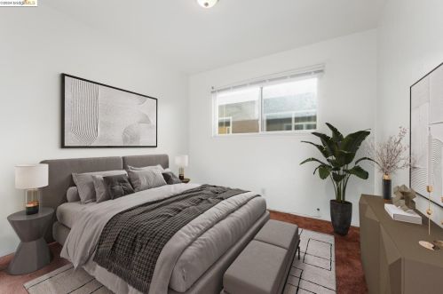 1636 99 Ave, Oakland CA  94605-4814 exterior