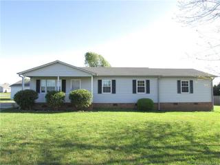 2075 London Rd, Mooresville, NC 28115-7229