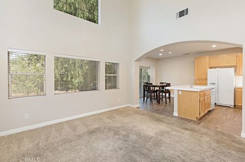 32488 Guevara Dr, Temecula CA  92592-2802 exterior