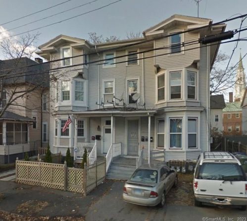 42 Cottage St, Bridgeport CT  06611-2828 exterior