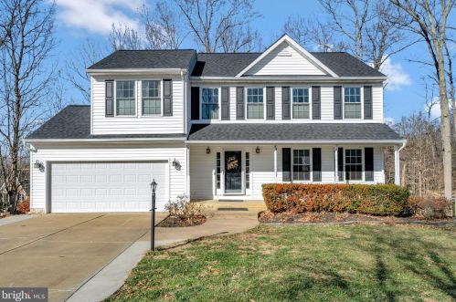 94 Basalt Dr, Fredericksburg VA  22406-7229 exterior