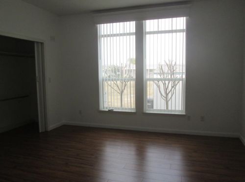 1584 Duke Dr, Livingston CA  95334-9343 exterior