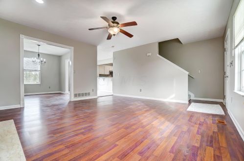 122 Wyckshire Dr, Pataskala OH  43062-7345 exterior