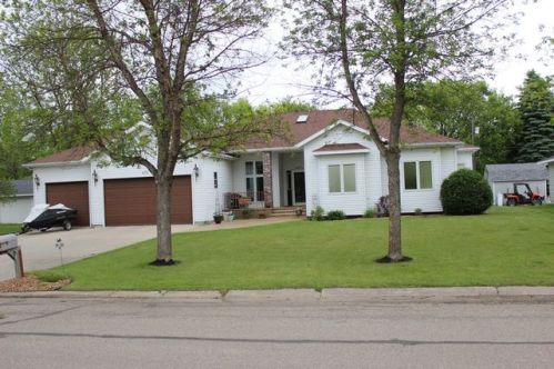 412 Daisy Ln, Lockhart, MN 56510-1470