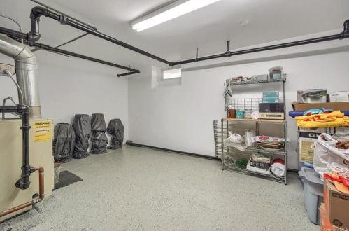 318 Summit Ave, Mount Vernon NY  10552-3004 exterior