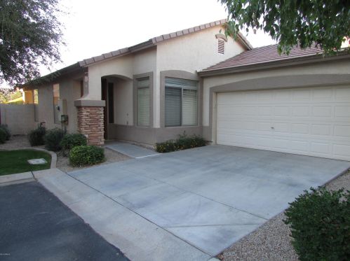 1260 Amber St, Chandler, AZ 85286-1435