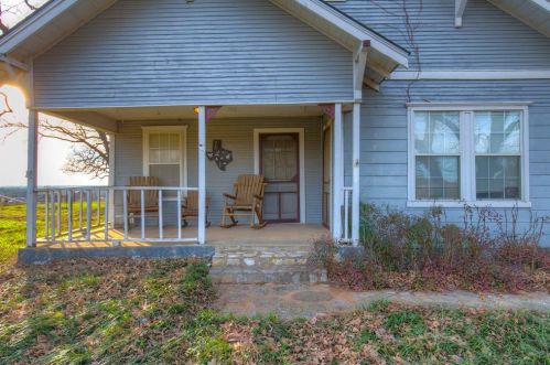 2309 County Road 801b, Cleburne, TX 76031-8122