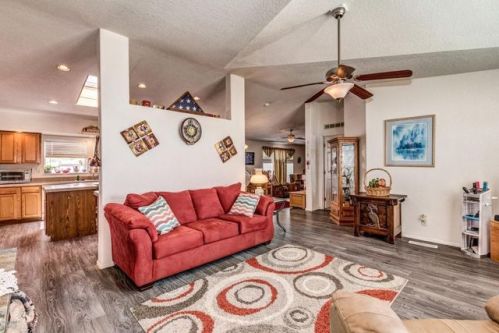 26601 Beacon Ln, Wittmann, AZ 85361-9429