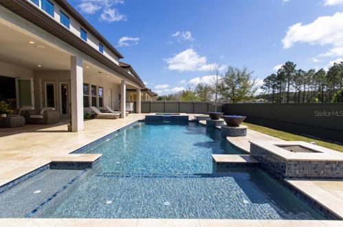 8035 Chilton Dr, Orlando FL 32836 exterior