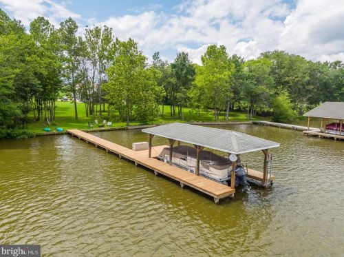 26605 Pennfields Dr, Madison Mills VA  22960-3669 exterior