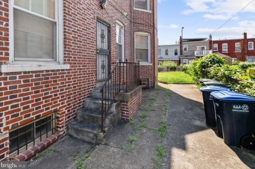 448 Park Rd, Washington, DC 20010-2585