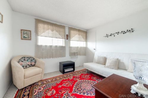 7043 Bobhird Dr, San Diego CA 92119-1403 exterior