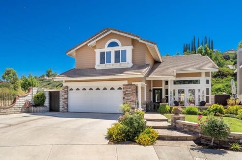 28428 Fig Ct, Santa Clarita, CA 91390-4000