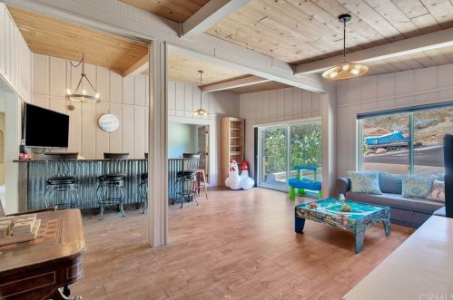 8121 Smith Point Rd, Lake Nacimiento CA  93426-9633 exterior