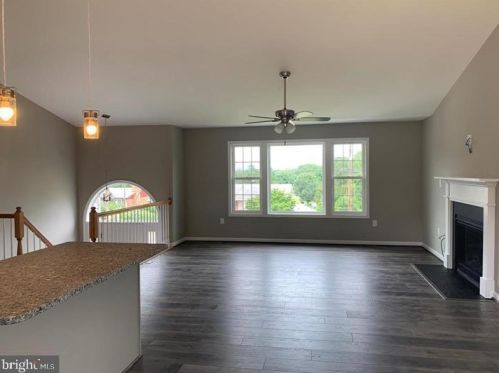 1198 Happy Ridge Dr, Front Royal VA  22630-5302 exterior