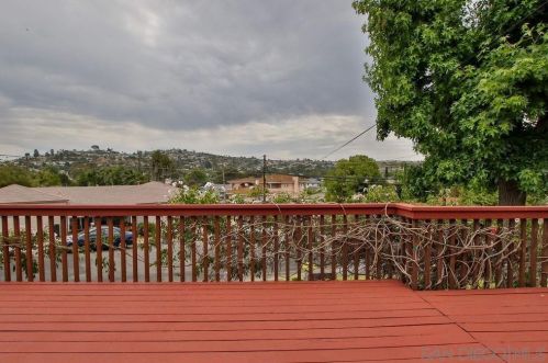 7574 Seneca Pl, La Mesa CA  91942-8837 exterior