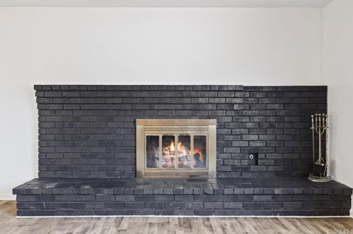 222 Condor Dr, Rialto CA  92377-4718 exterior